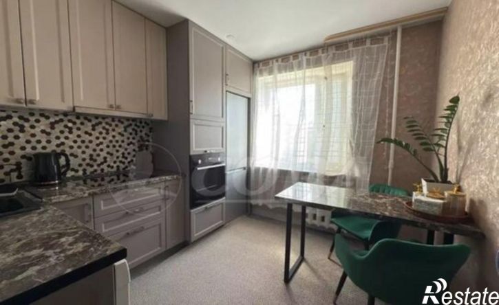 4-комн квартира ул Ставропольская, 11а,  д. 11а