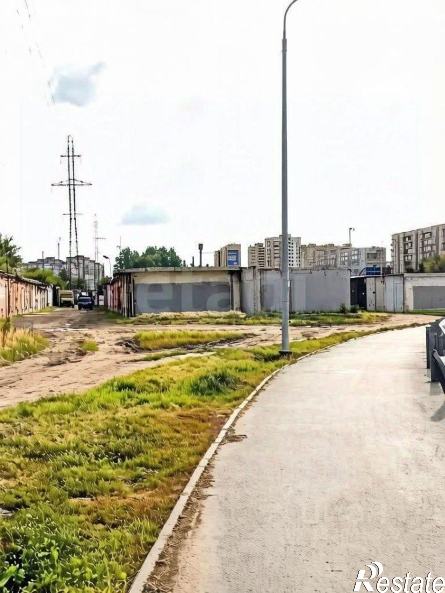 Купить гараж, место в паркинге за 965 860 рублей на ул Монтажников, 3