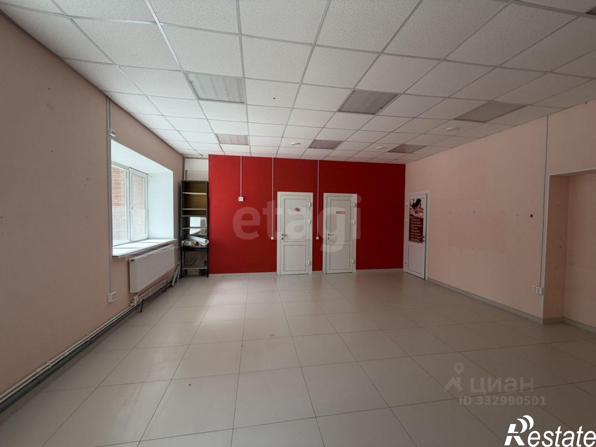 Купить торговое помещение за 25 975 300 рублей на ул Дружбы, 73
