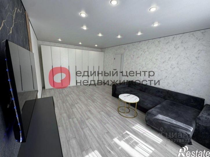 1-комн квартира Ямбургский пр-д, 3,  д. 3