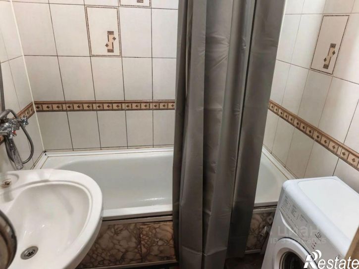 3-комн квартира ул Болотникова, 11,  д. 11