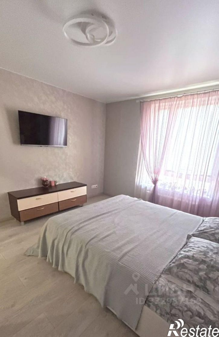 1-комн квартира ул Андрея Бушуева, 2,  д. 2