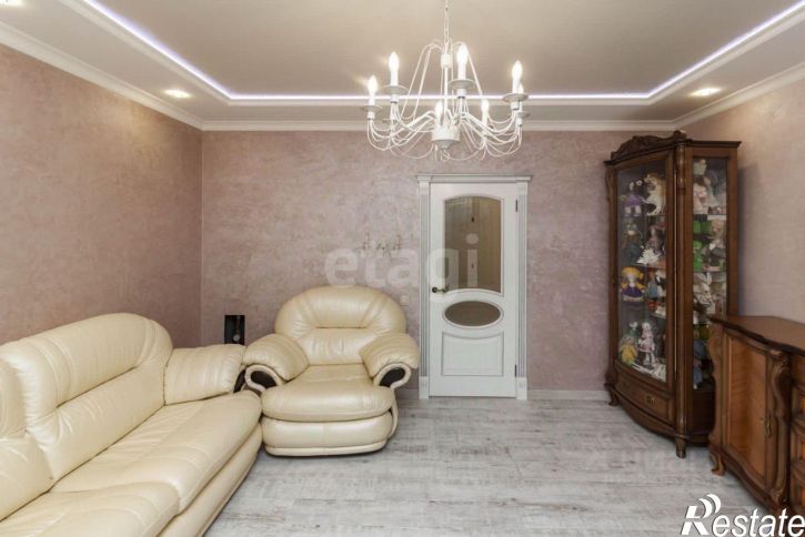 2-комн квартира ул Мельникайте, 38 1,  д. 38 1,  к. 1