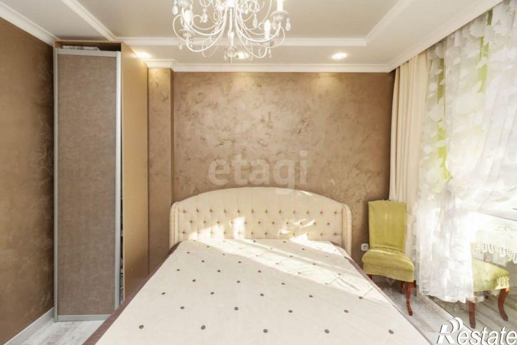 2-комн квартира ул Мельникайте, 38 1,  д. 38 1,  к. 1