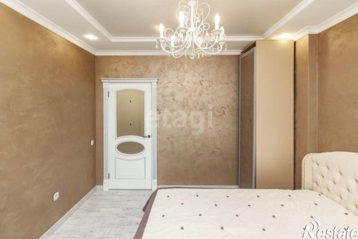 2-комн квартира ул Мельникайте, 38 1,  д. 38 1,  к. 1