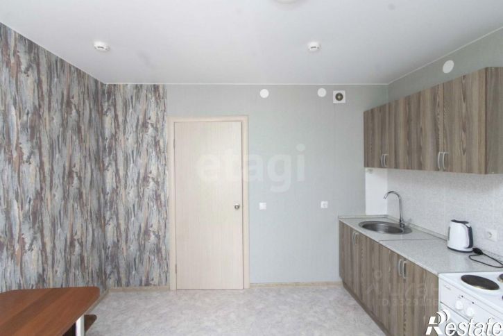 2-комн квартира ул Республики, 204 13,  д. 204 13,  к. 13
