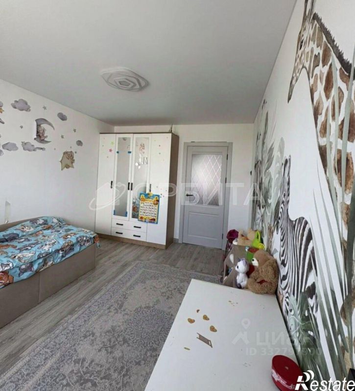 3-комн квартира ул Домостроителей, 18,  д. 18
