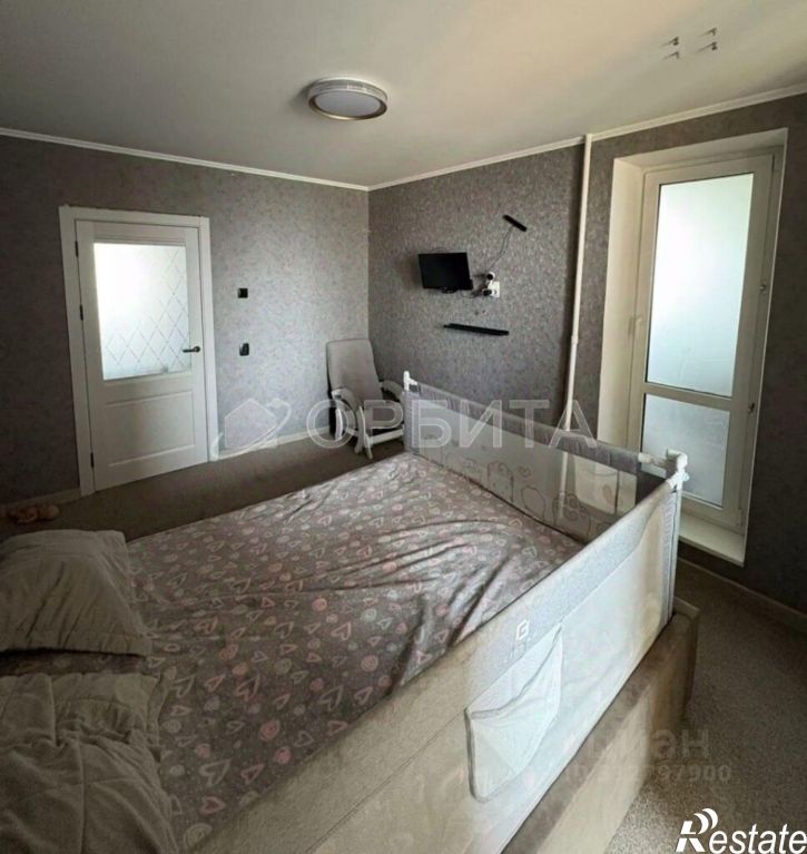 3-комн квартира ул Домостроителей, 18,  д. 18