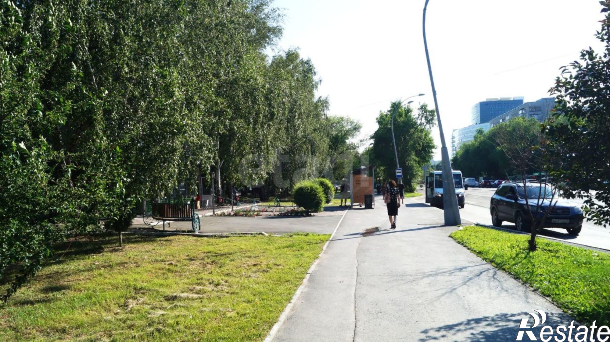 Купить торговое помещение за 12 250 000 рублей на улица Мельникайте, 75 к2