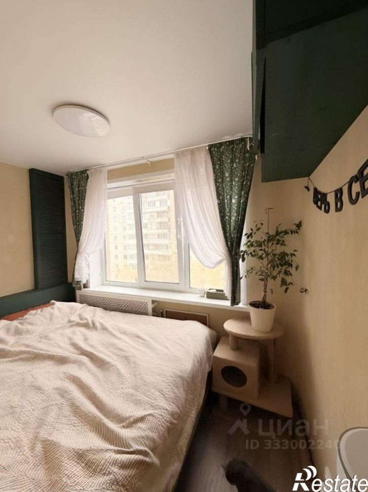 2-комн квартира ул Александра Логунова, 20,  д. 20