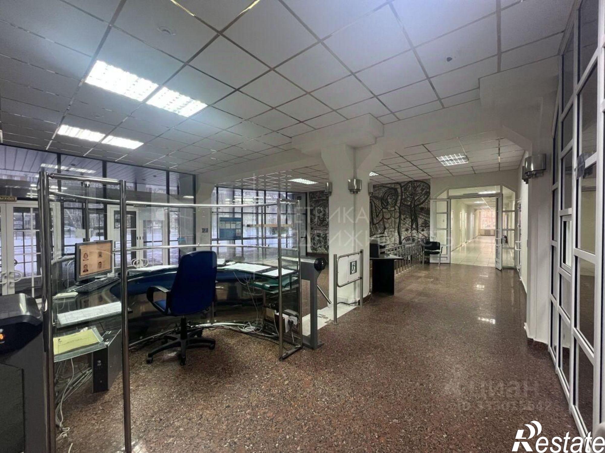 Сдать офис, помещение под офис за 80 000 рублей на ул Республики, 173
