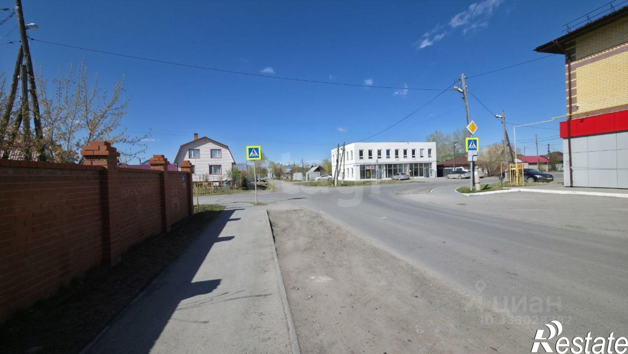 Купить торговое помещение за 119 952 000 рублей на ул Иртышская, 29