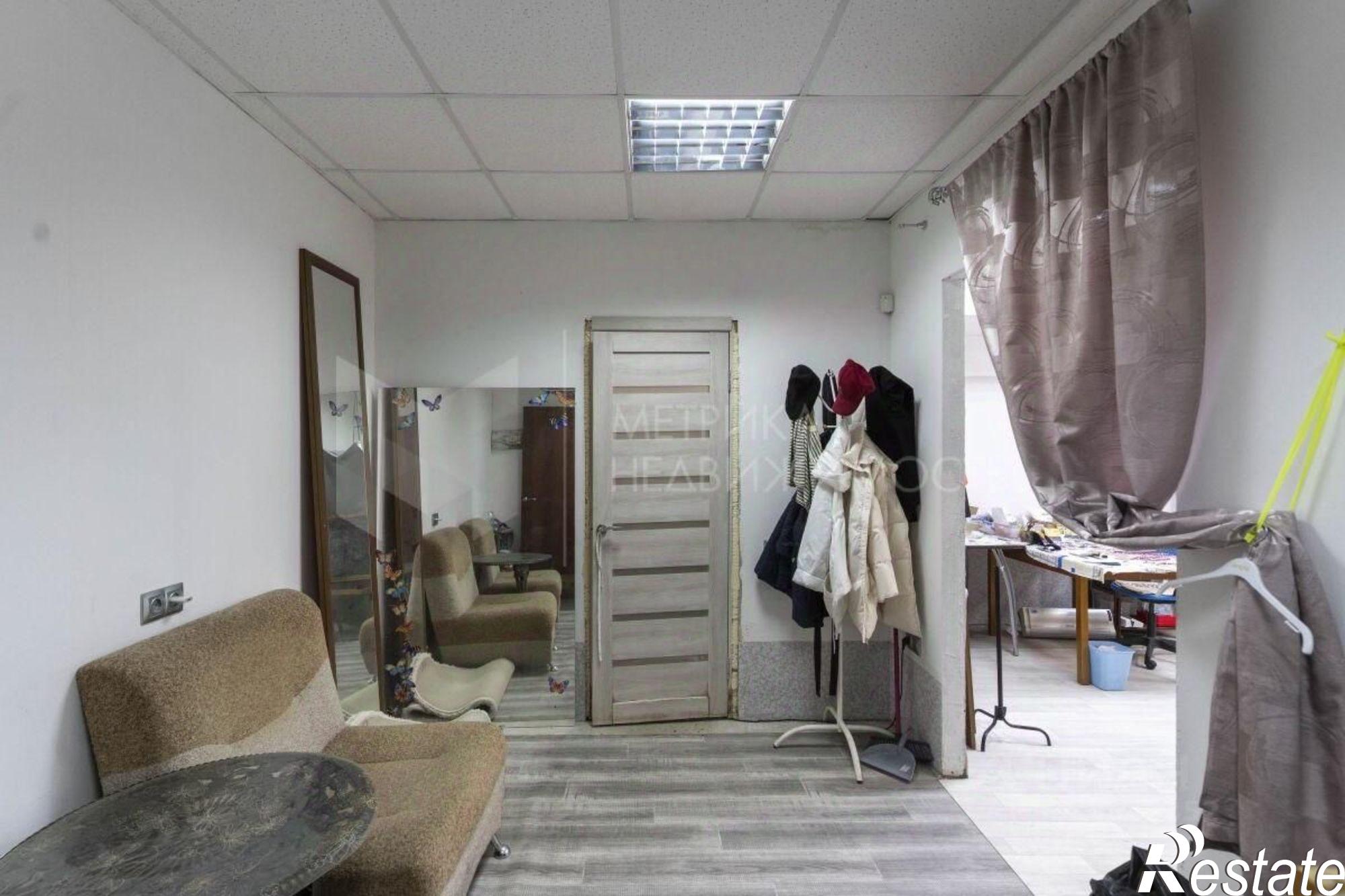 Купить офис, помещение под офис за 5 109 940 рублей на ул Станислава Карнацевича, 14 1