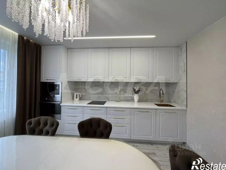 3-комн квартира ул Мельникайте, 122,  д. 122