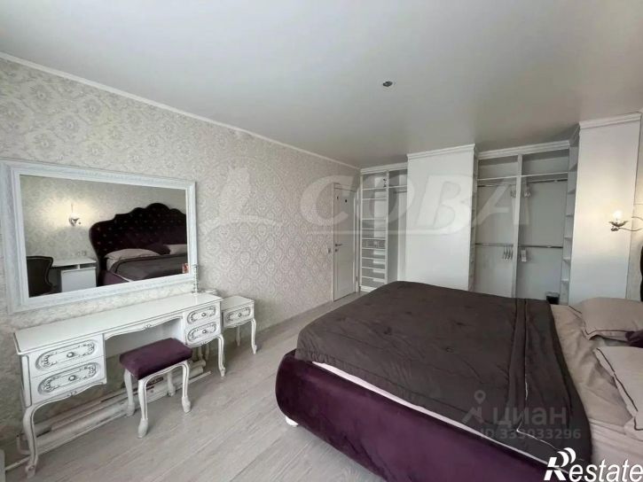 3-комн квартира ул Мельникайте, 122,  д. 122