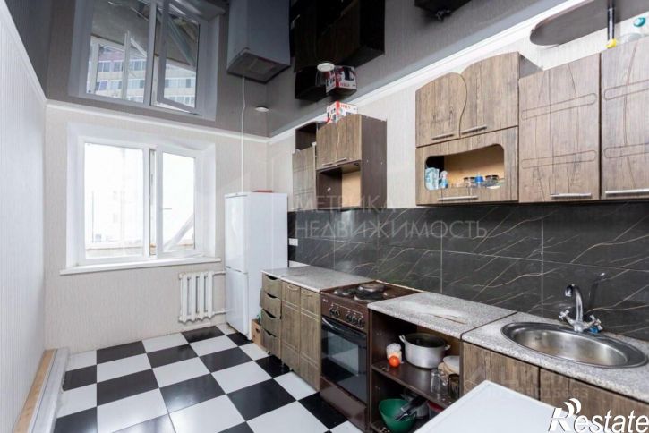3-комн квартира ул Малиновского, 4 1,  д. 4 1,  к. 1