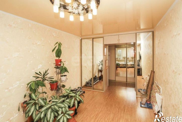 3-комн квартира ул Домостроителей, 18,  д. 18