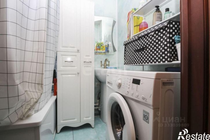 3-комн квартира ул Домостроителей, 18,  д. 18