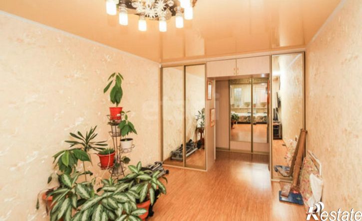 3-комн квартира ул Домостроителей, 18,  д. 18