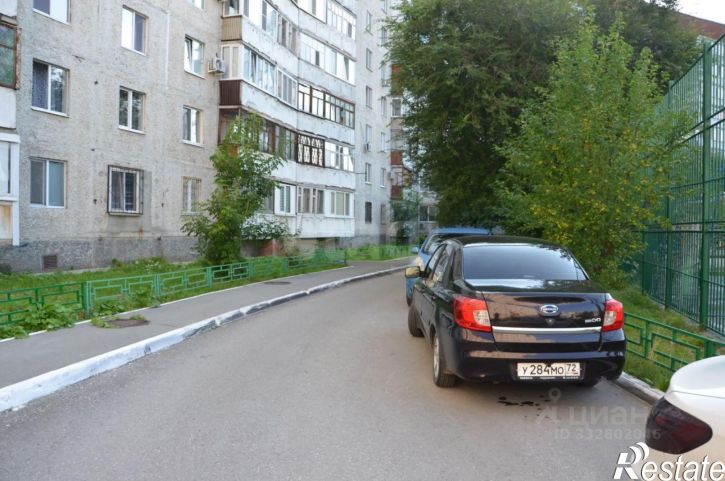 3-комн квартира ул Монтажников, 11,  д. 11