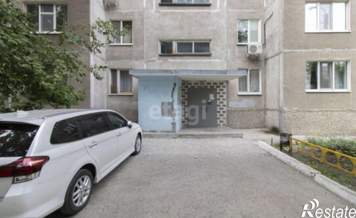 3-комн квартира ул 50 лет Октября, 54,  д. 54