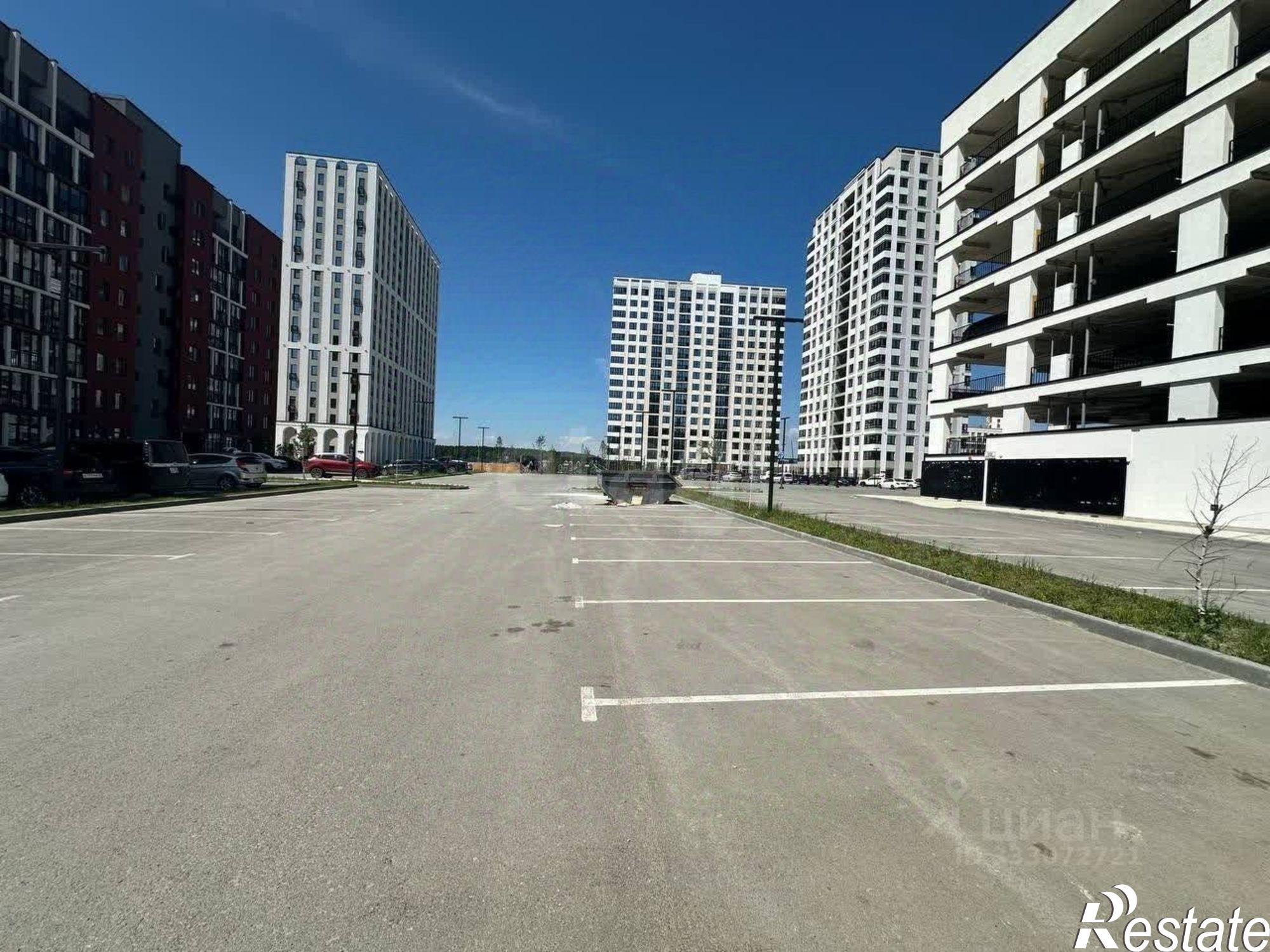 Купить гараж, место в паркинге за 400 008 рублей на ул Николая Глебова, 8
