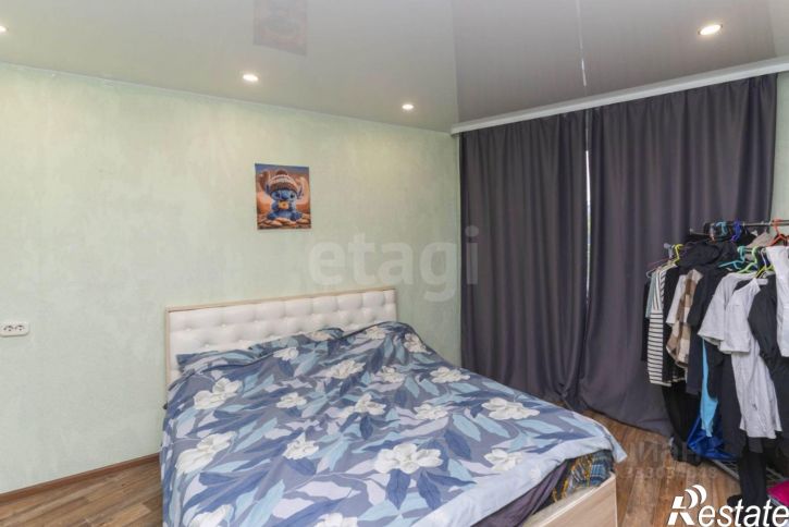 4-комн квартира ул Мельникайте, 135,  д. 135