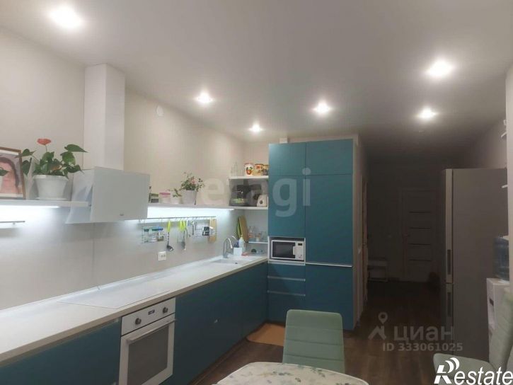 3-комн квартира ул Мельникайте, 30 3,  д. 30 3,  к. 3