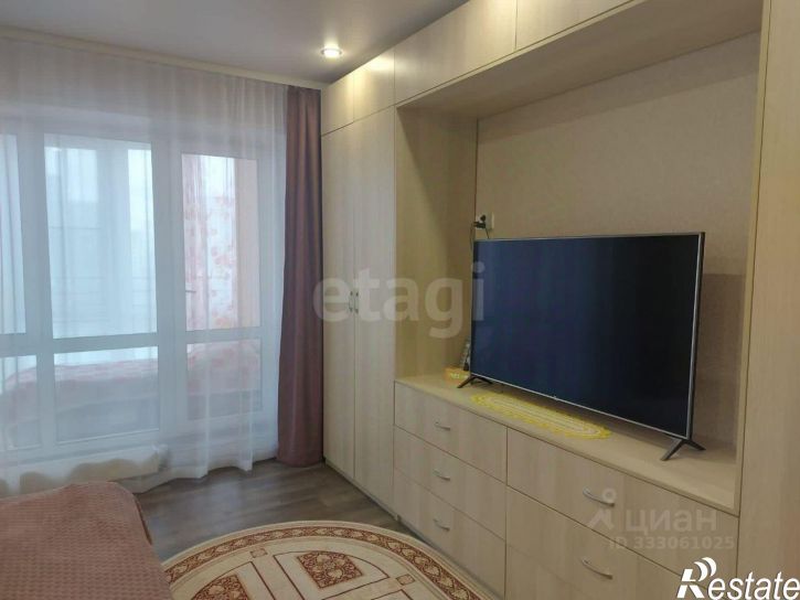 3-комн квартира ул Мельникайте, 30 3,  д. 30 3,  к. 3
