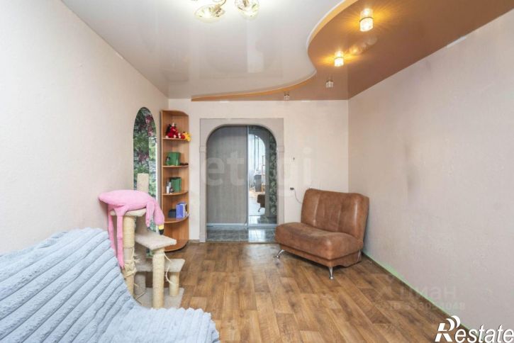 4-комн квартира ул Мельникайте, 135,  д. 135