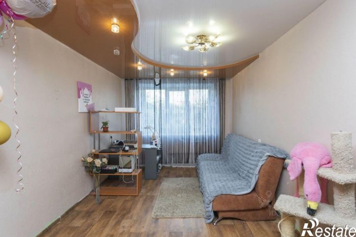 4-комн квартира ул Мельникайте, 135,  д. 135