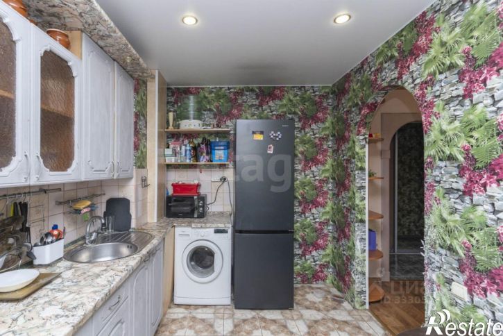 4-комн квартира ул Мельникайте, 135,  д. 135