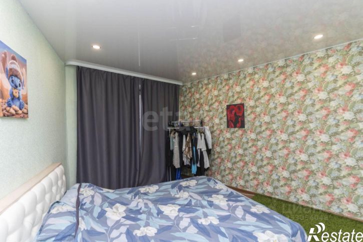 4-комн квартира ул Мельникайте, 135,  д. 135