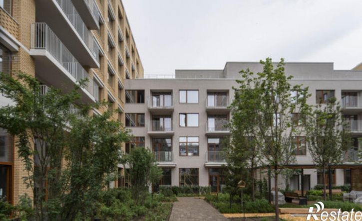 3-комн квартира улица Муравленко, 24,  д. 24