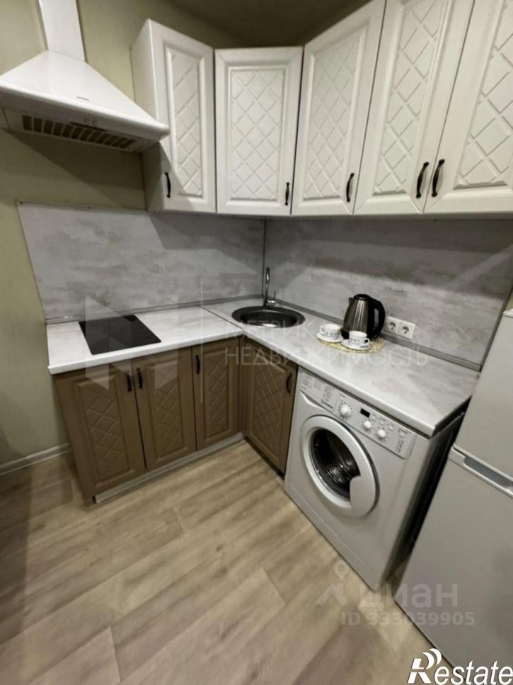 3-комн квартира ул Николая Семенова, 33,  д. 33