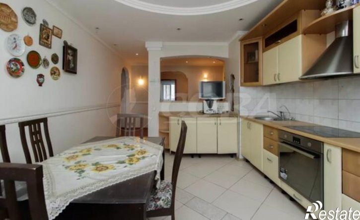 5-комн квартира ул Монтажников, 19,  д. 19