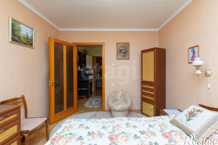 3-комн квартира ул Камчатская, 50,  д. 50