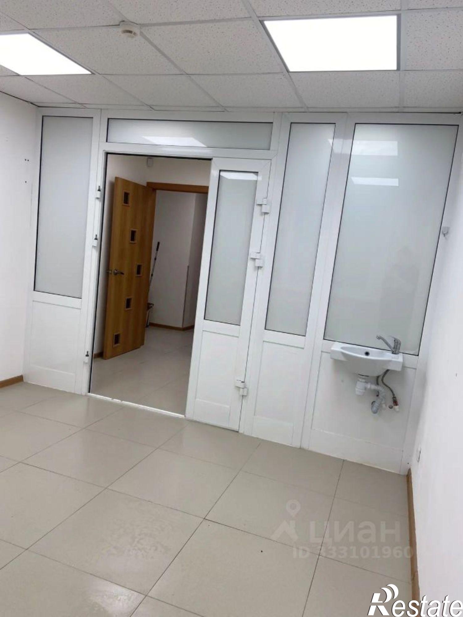 Сдать офис, помещение под офис за 27 001 рублей на ул Энергостроителей, 23 1