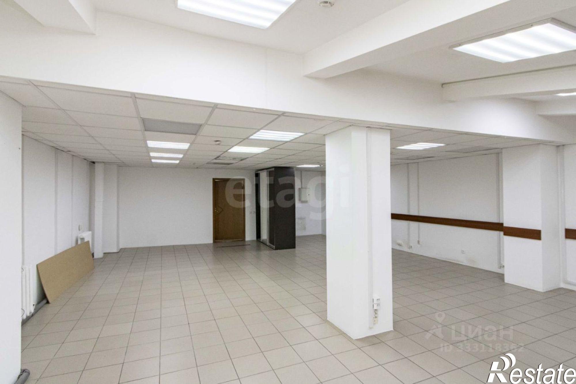 Купить офис, помещение под офис за 8 920 710 рублей на ул Кирова, 40/33