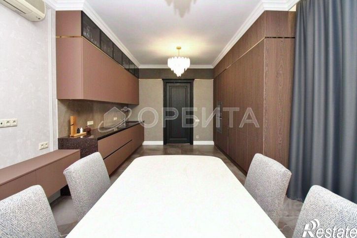 4-комн квартира ул Максима Горького, 47,  д. 47
