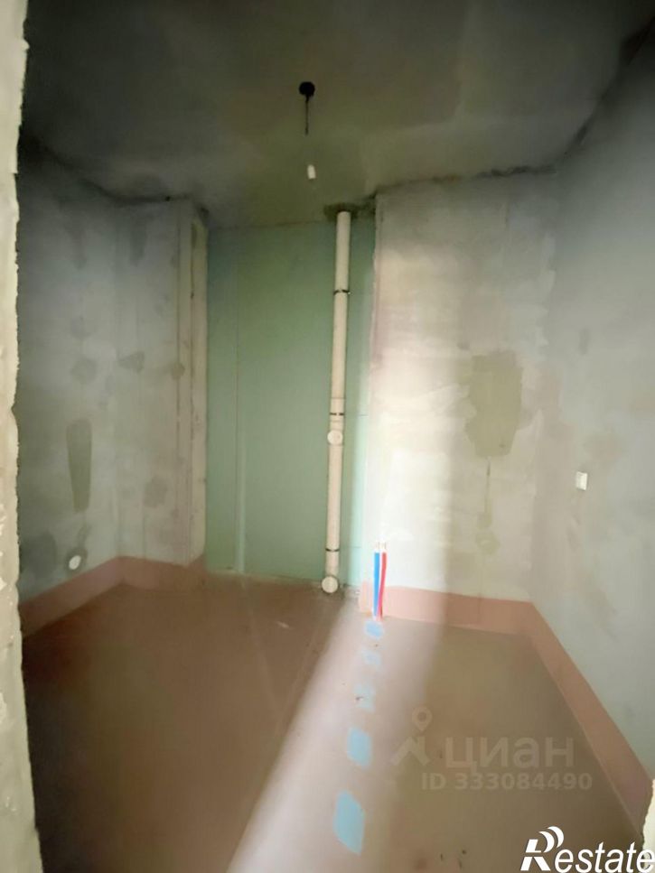 3-комн квартира ул Молодогвардейцев, 4,  д. 4