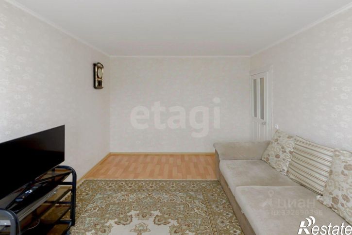 3-комн квартира ул Моторостроителей, 10,  д. 10