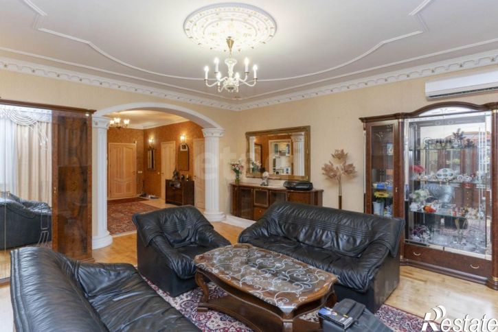 4-комн квартира ул Александра Логунова, 11,  д. 11
