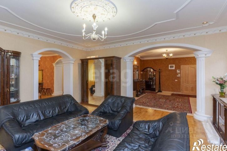 4-комн квартира ул Александра Логунова, 11,  д. 11