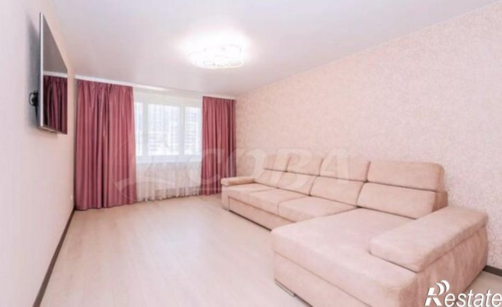 3-комн квартира ул Кремлевская, 110 2,  д. 110 2,  к. 2