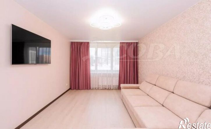 3-комн квартира ул Кремлевская, 110 2,  д. 110 2,  к. 2