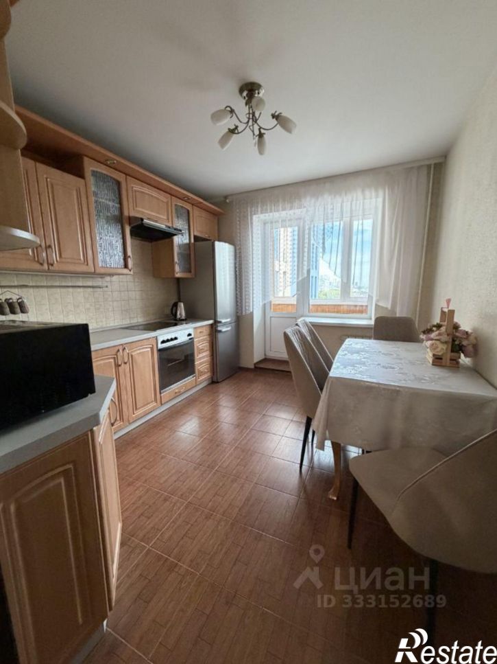 4-комн квартира ул Пермякова, 48/2,  д. 48/2
