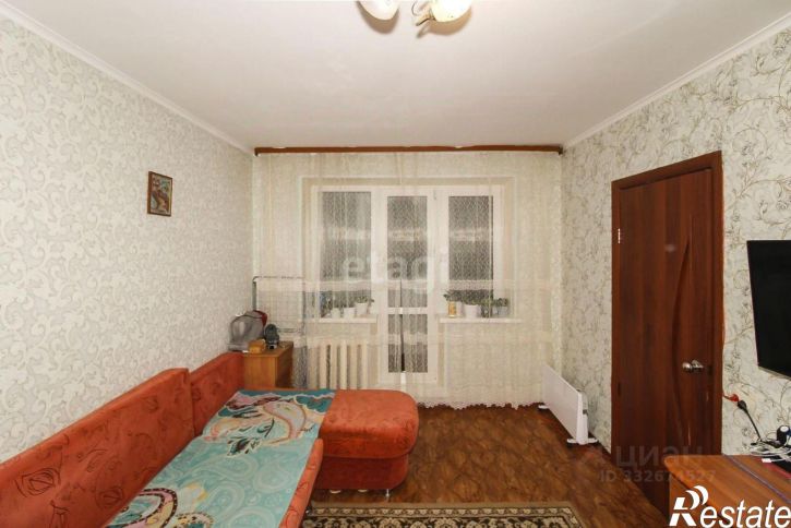 3-комн квартира ул Таврическая, 10,  д. 10