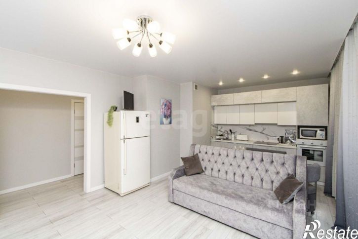 3-комн квартира ул Мельникайте, 32,  д. 32