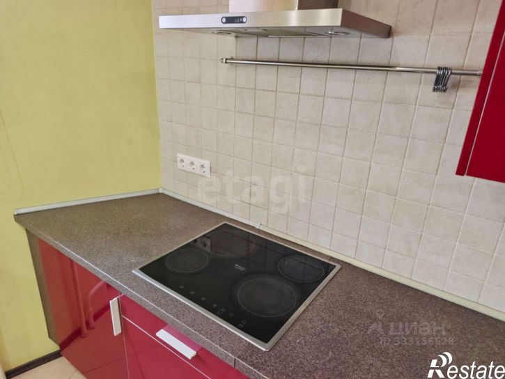 3-комн квартира ул Газовиков, 53 1,  д. 53 1,  к. 1